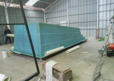 Revestimiento de fibra para piscinas